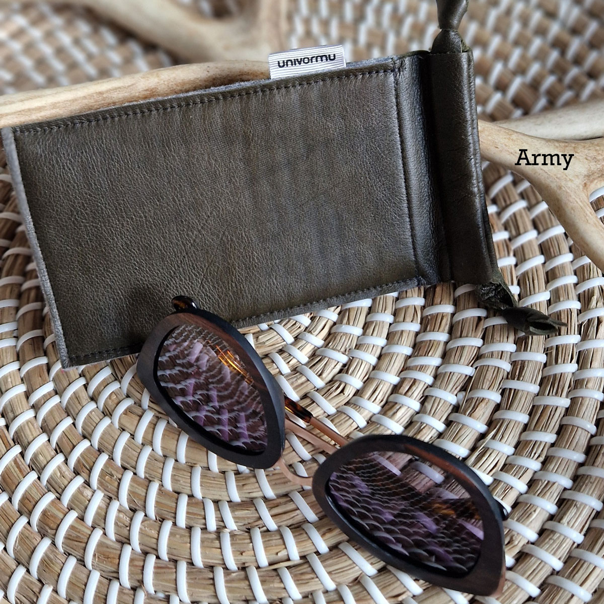 poronnahkainen vuorattu silmälasikotelo zero-waste