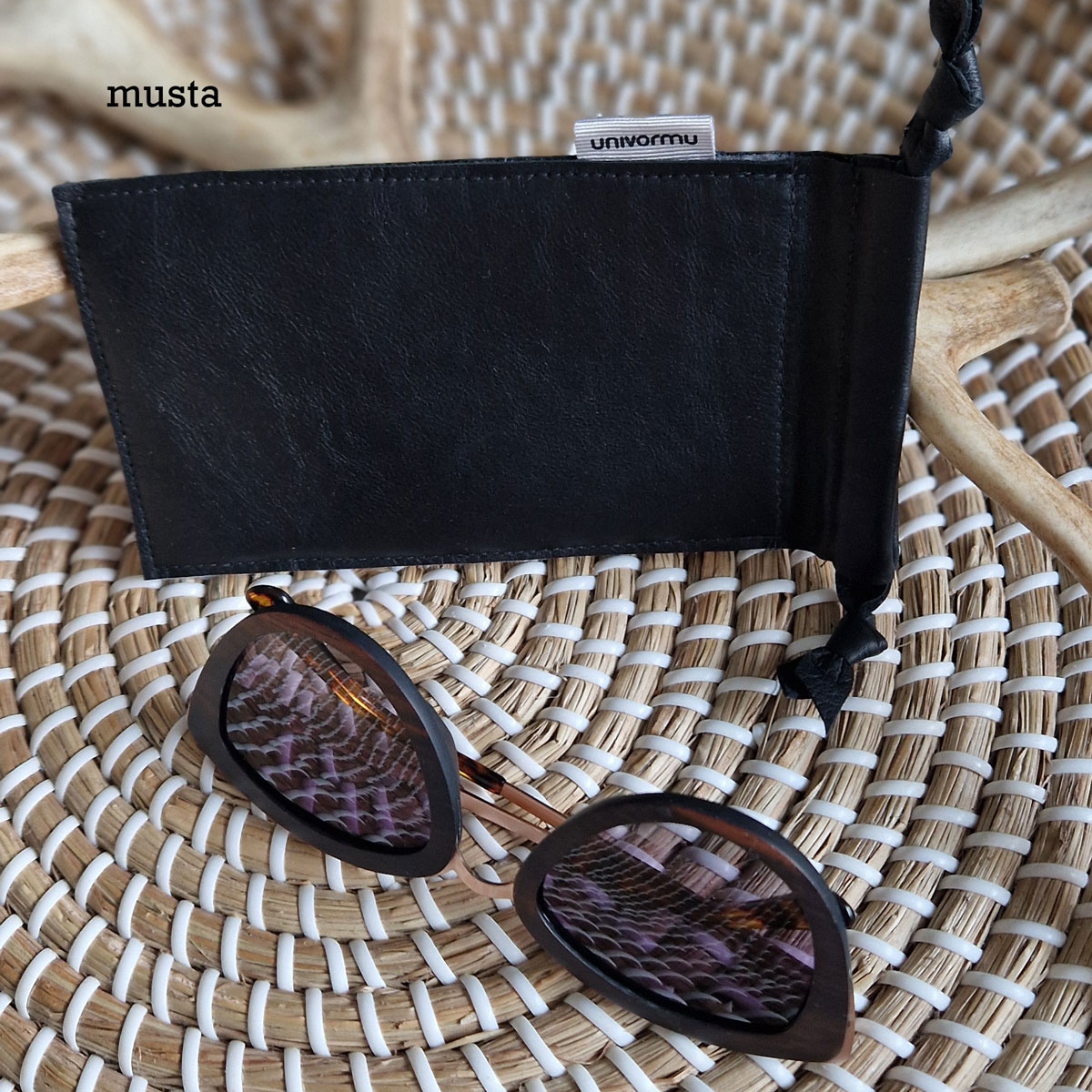 poronnahkainen vuorattu silmälasikotelo zero-waste