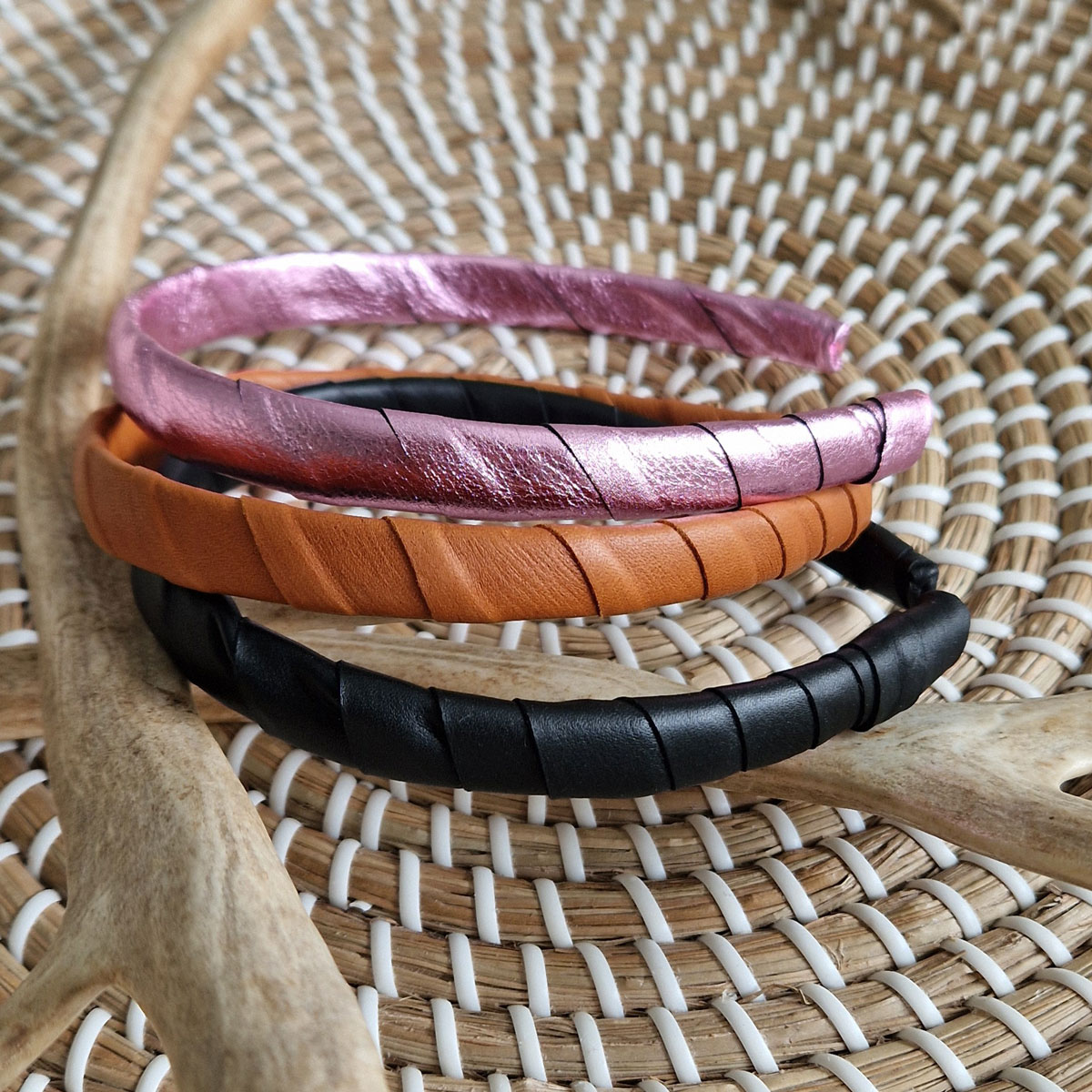 super kevyet poronnahkaiset hiuspannat